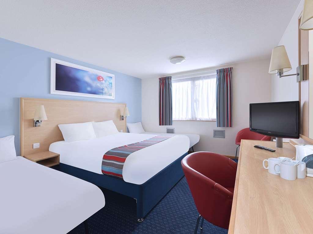 Travelodge Carlisle Todhills Номер фото