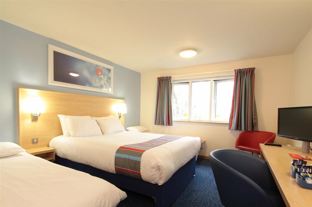 Travelodge Carlisle Todhills Екстер'єр фото