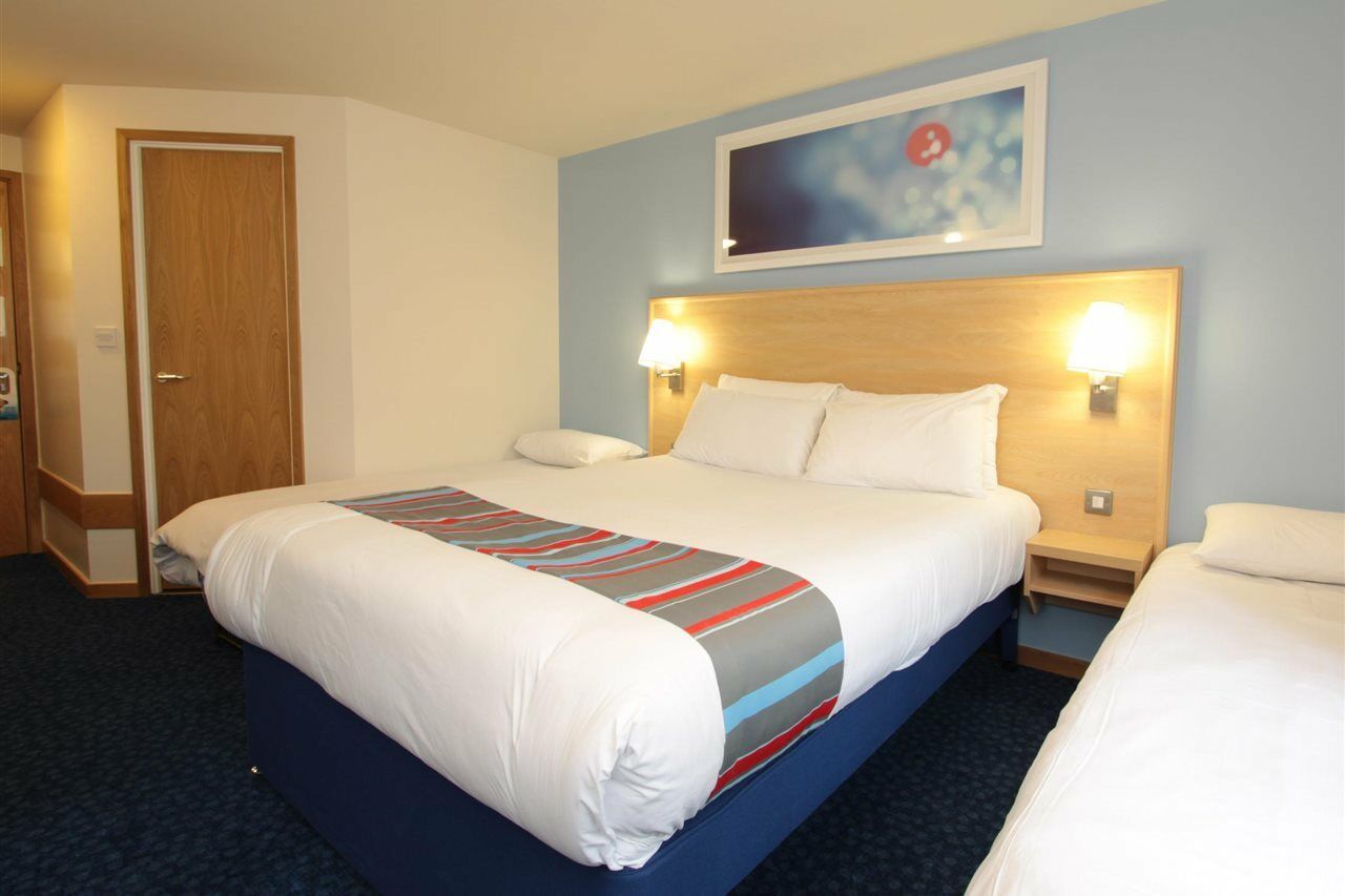 Travelodge Carlisle Todhills Екстер'єр фото